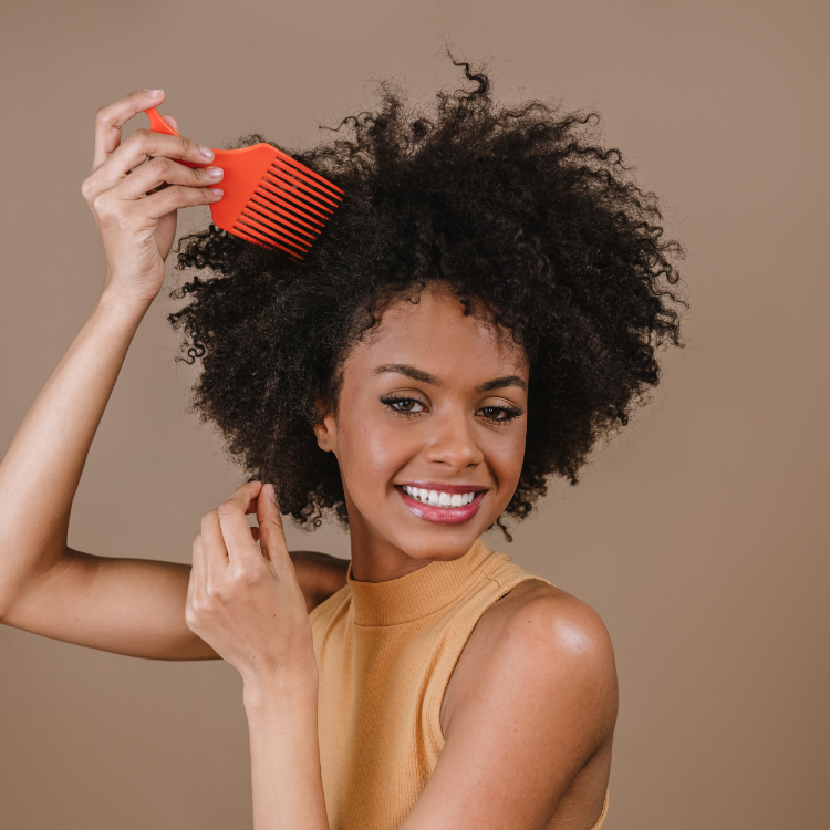 Disna Grzebień do fryzur afro ECO FRIENDLY (wykonany ze skrobi manioku i kukurydzy) 1 szt.