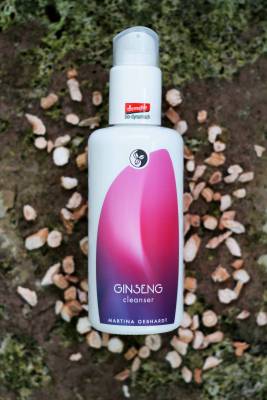 Mleczko oczyszczające z żeń-szeniem do skóry wymagającej Martina Gebhardt 150ml