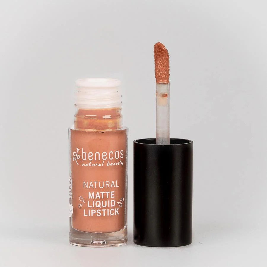Benecos Naturalna matowa pomadka w płynie  desert rose 5 ml